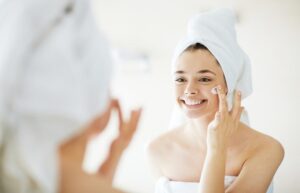 Here are 8 tips to take care of your skin and become more beautiful